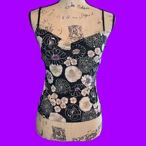 BCBG Max Azria M floral tank 🌺